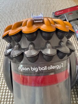 Vysavač Dyson Big Ball Allergy 2 - 2