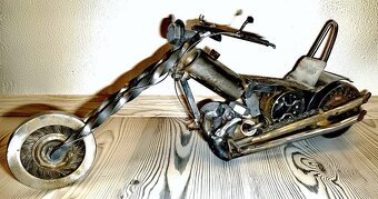 Motorka z kovu - 2