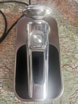Prodám holící strojek Philips S9000 - 2
