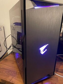 Gigabyte Aorus C300 Glass case - 2