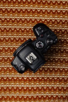 Canon EOS R6 (kompletní balení) - 2