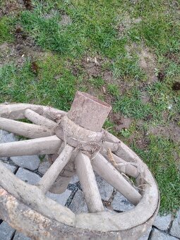 Loukoťové kolo - 2