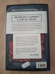 Kniha Znamenitá mrtvola - 2