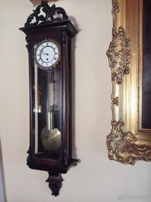 HODINY  VÍDEŇ   BIEDERMEIER - 2
