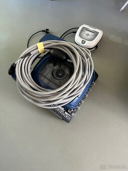 Robotický bazénový vysavač Zodiac Cyclon X - 2