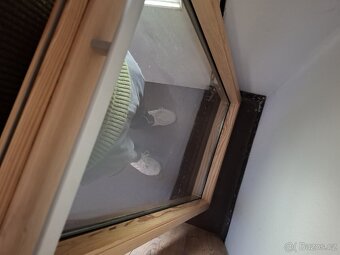 Střešní okno velux - 2