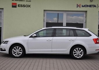 Škoda Octavia 2.0TDi DSG NAVI REZERVACE - 2