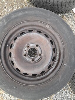 4x 15" plechové disky na Volvo. - 2