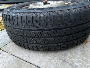 Zimní pneu + disk 6x60, 225/65R16C - 2