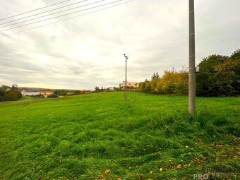 Prodej stavebního pozemku, 2098m2, Vochov - 2