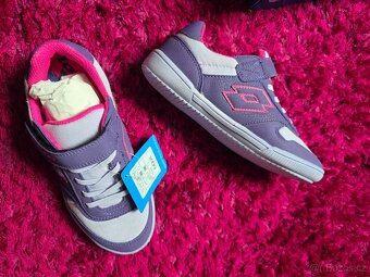Nove tenisky 34 - 2