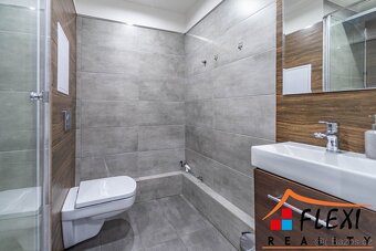 Pronájem zařízeného bytu 1+kk s lodžií, os.vl., 31,75 m2, Mo - 2