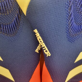 Nové brankařske rukavice Adidas Predator Pro Hybrid - 2