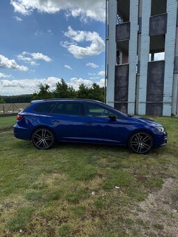 Seat leon cupra 300 - 2
