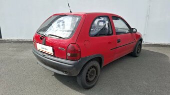 Opel Corsa 1,2 i 33 kW - 2