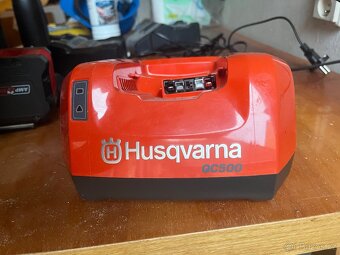 Nabíječka Husquarna CQ500 - 2
