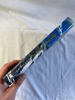 Dvě věže od J. R. R. Tolkiena - r.2002 - 2