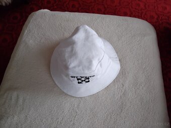 Klobouček OFF WHITE - 2