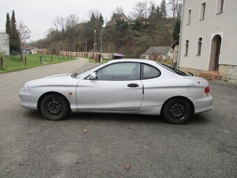 HYUNDAI LANTRA COUPE - 1.6 i - 2