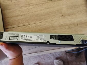 Sony Blu-ray/DVD přehrávač + ovladač + kabel - 2