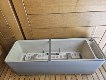 Samozavlažovací truhlík Plastia - 2