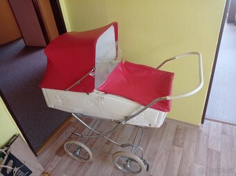 Retro kočárek - 2