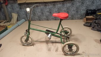 Dětská šlapací tříkolka - 2