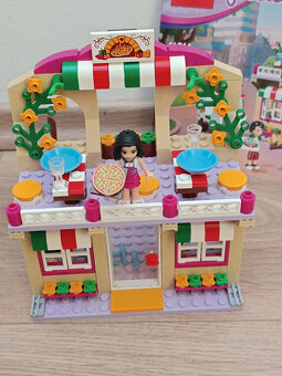 LEGO Friends 41311 Pizzerie v městečku Heartlake - 2