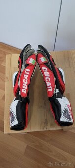 4SR závodní rukavice vyrobený na zakázku s designem Ducati - 2