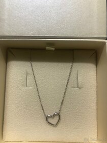 APART ŘETÍZEK SE SRDÍČKEM - 2