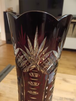 Skleněné váza, rubínové sklo - 2