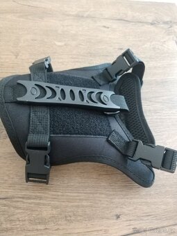 Nastavitelná vedra s límcem pro kočky a psy. - 2