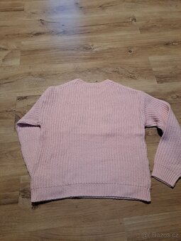 Dámský svetr - 2