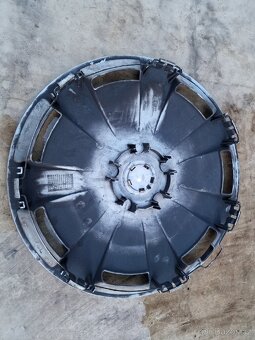 Poklice Audi 16" - 2