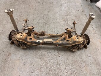 Volvo V50 zadní náprava - 2