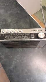 Staré tranzistorové rádio GRUNDIG - 2
