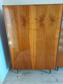RETRO dřevěný leštěný nábytek 60.-70. léta - 2
