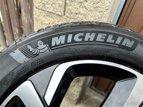 225/55r18 zimní nové Michelin - 2