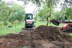 Výkopové práce bagrem Bobcat E27 - Kralovice - 2