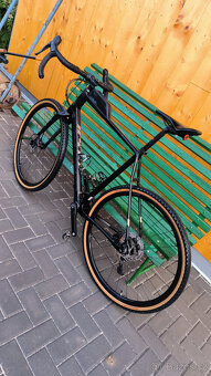 Gravel Fuji JARI CARBON 1.3, XL, 58", model 2021, černý mat - 2