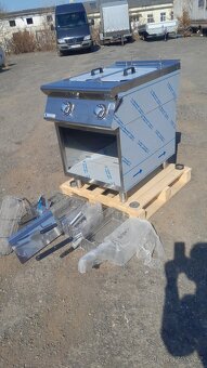 Nová fritéza Mareno NF76E10T ( 2x 10l oleje ) - 2