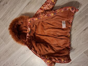 Dívčí zimní bundička 104cm - 2