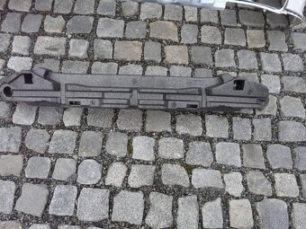 SEAT FORMENTOR PŘEDNÍ NÁRAZNÍK + PĚNA - 2