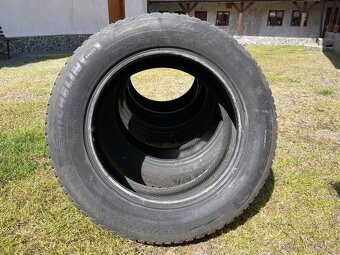 Prodám zimní pneu 185/65 R15 - 2