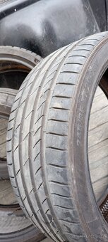 Kumho 245/35 r20 - 2