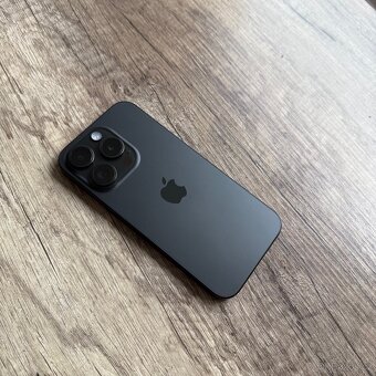 iPhone 15 Pro 128GB, černý, eSIM (12 měsíců záruka) - 2