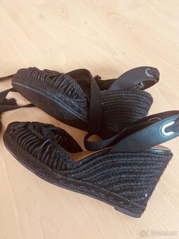 Prodám elegantní dámské Espadrilky na klinku - 2