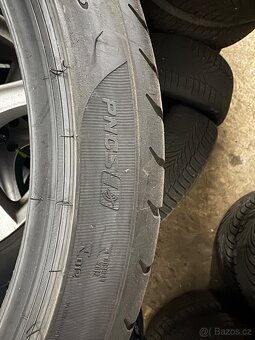 275/35 r20 - 2