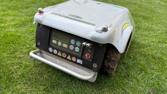 Robotická sekačka Wiper Runner - 2