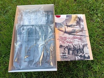 Letadlo The Spitfire story : The few, 1/48 eduard - 2